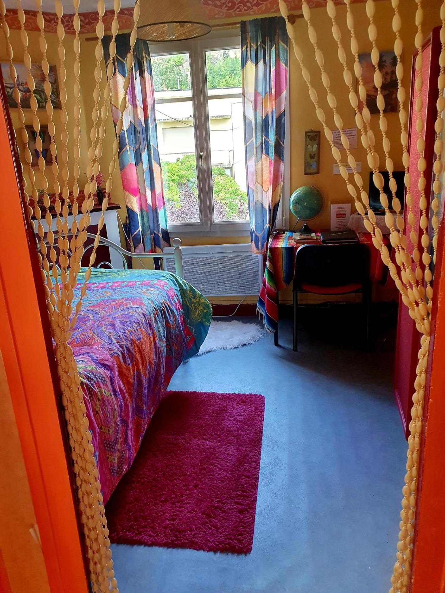 Bed And Breakfast Les Roses Multicolores Du 47 Fumel エクステリア 写真